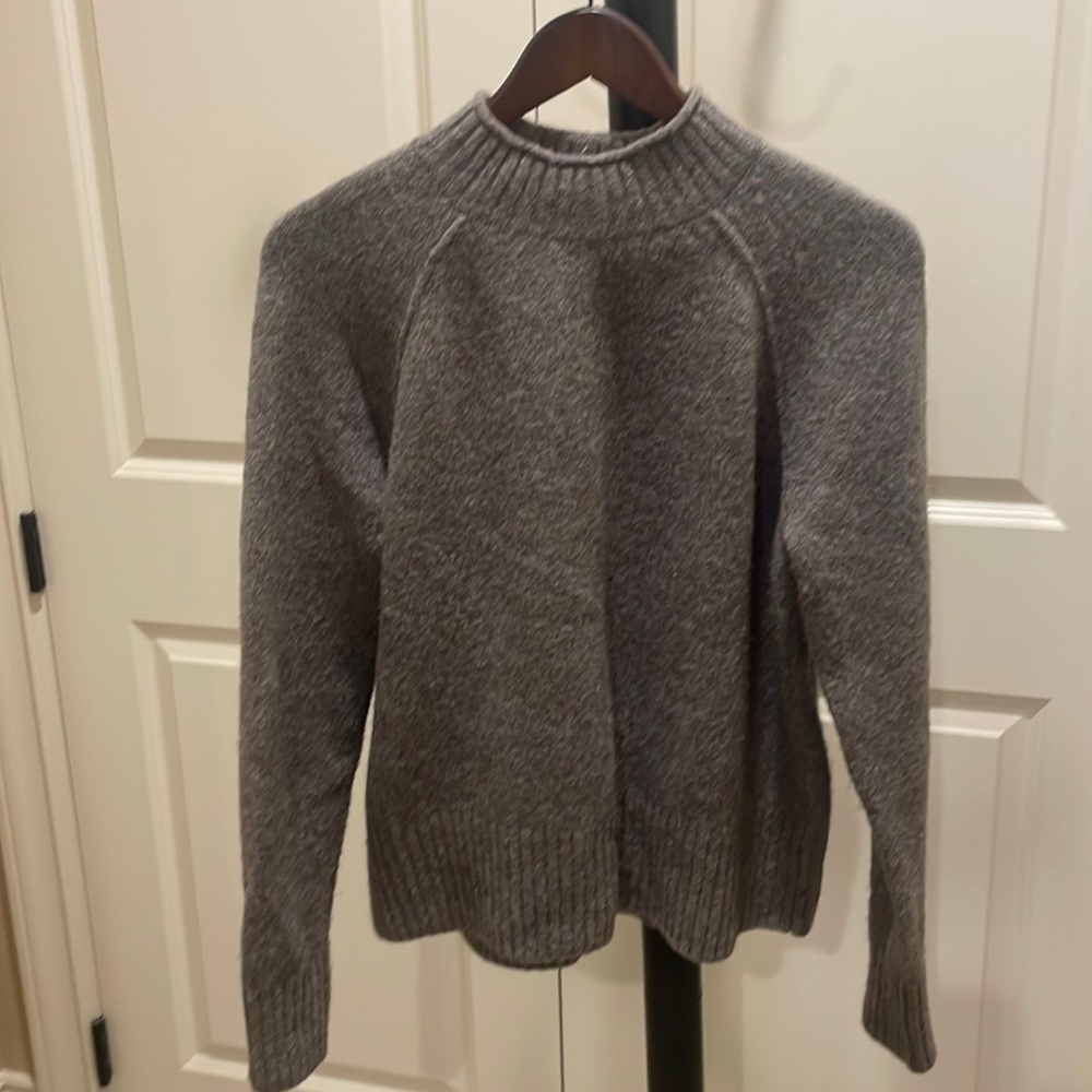 Raglan sleeve Mock neck sweater taupe color. Like new condition.